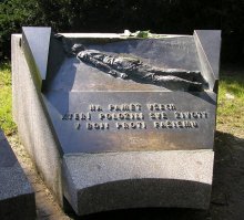 pomník: oběti okupace