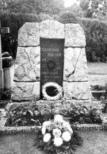 pomník: oběti války 1939-1945