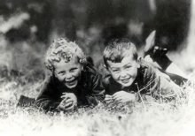 Velen a Milota Fanderlikovi v roce 1912. Fotografii z rodinného archivu poskytl pan Ivan Fanderlik.