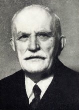 Karel Šulc. Historia medicinae veterinariae - Významní představitelé veterinární medicíny (I. díl). Pardubice 1966.