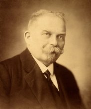 Josef Janoušek. AMB foto, XXV, inv. č. 24-8.