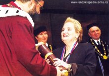 Udělení Velké zlaté medaile Masarykovy univerzity paní Madeleine Korbel Albrightové