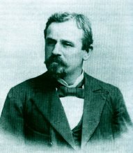 František Suchý. Foto In: "Almanach ke 100. výročí založení Zahradnické školy v Brně-Bohunicích a 140. výročí založení zahradnického školství v Brně 1901-2001/1861-2001, Brno 2001, s. 94."
