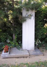 Místo posledního odpočinku Vladimíra Nováka na Ústředním hřbitově v Brně. Foto Jis, září 2007.