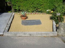Místo posledního odpočinku Oldřicha Pelouška na Ústředním hřbitově v Brně. Foto Jis, září 2007.