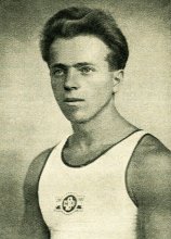 Alois Hudec. Foto in: Výroční zpráva o činnosti tělocvičné jednoty Sokol Brno I. za rok 1931, Brno 1932, s. 17.