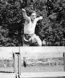 Rudolf Blažek. Fotografií poskytla paní Marie Hartmannová, dcera R. Blažka. Děkujeme.