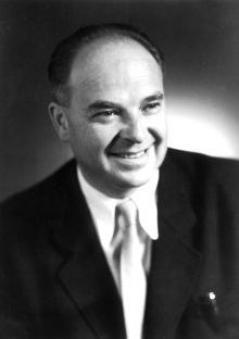 Jiří Štefl. Fotografii zaslal prof. MUDr. Jan Šmarda DrSc. (originál je uložen v archivu Masarykovy univerzity). Děkujeme.