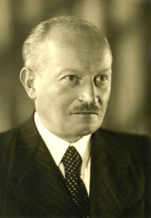 Vladimír Křivánek. Zdroj: Archiv VUT v Brně, Sbírka fotografií.