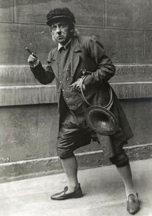 Karel Váňa v roli Zimy v činohře Lucerna (13. 5. 1916). Zdroj: www.archiv.narodni-divadlo.cz.