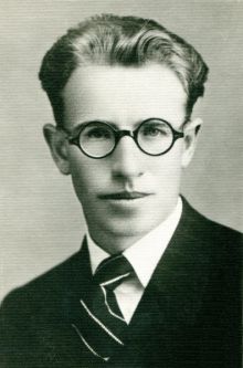 Josef Šmakal. Fotografii svého strýce pro naši encyklopedii poskytl pan Vladimír Šmakal, děkujeme.