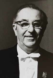Karel Hradil. Fotografii od vnučky K. Hradila (paní Petry Krejčí) pro naši encyklopedii poskytl pan Michal Černý, děkujeme.