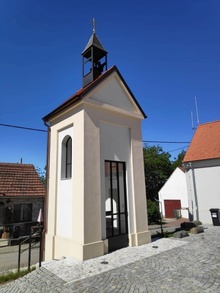 U zvoničky, Kaplička (zvonička) v Ořešíně