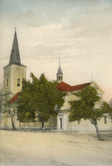 náměstí 28. dubna, Kostel sv. Jana Křtitele a sv. Jana Evangelisty